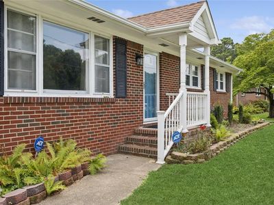 224 Essex Dr