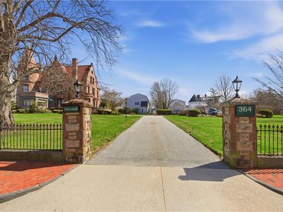 364 Bellevue Ave APT A6