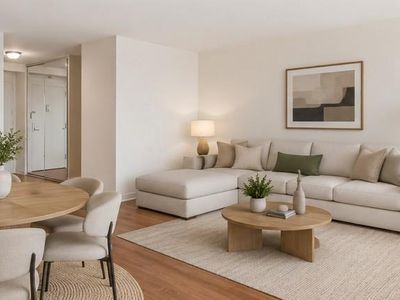604 S Washington Sq APT 2211