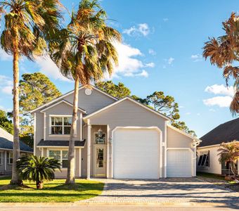 717 Baytree Dr