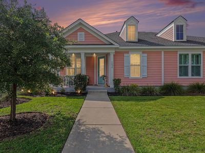 1024 Longwood Bluffs Circle