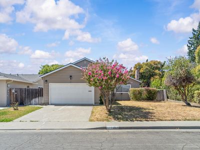 1086 Mockingbird Lane