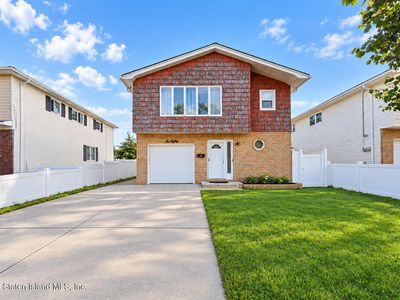 680 Leverett Ave