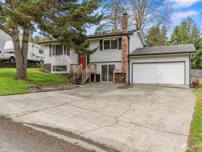 137 Rollingwood Drive