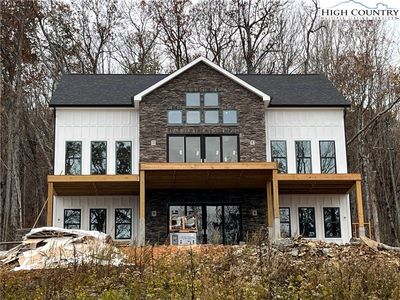 2120 ELK CREEK MOUNTAIN Parkway