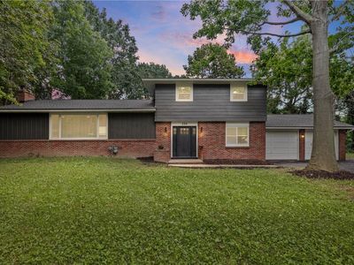 234 Rhea Cres