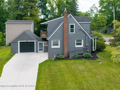 466 Wayland Ave