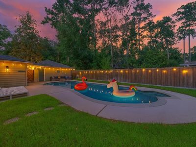 563 Landfall Ln