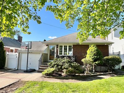 55 Sturges St