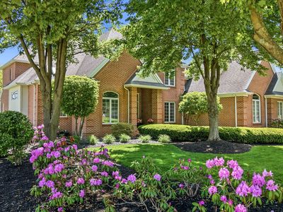 185 Queens Ln