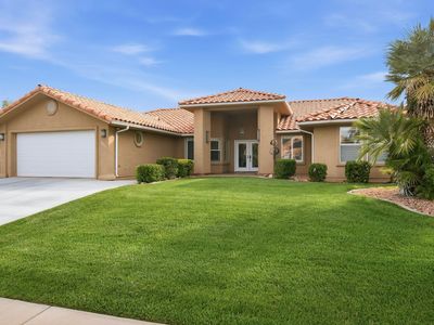 1985 W Rivers Edge Ln