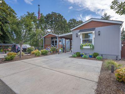 515 SE Sheridan Rd #13