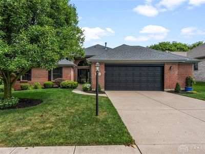 486 Christopher Dr