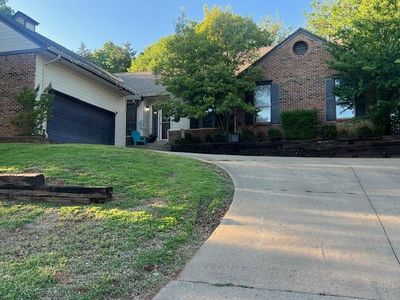 2301 Woodford Way
