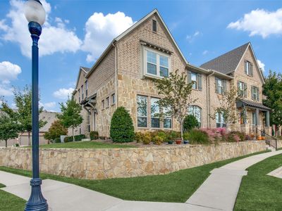 7216 Mitchell Dr