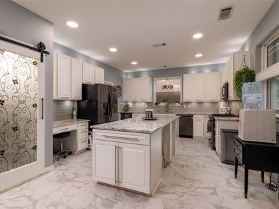 3517 Castlewood Ct