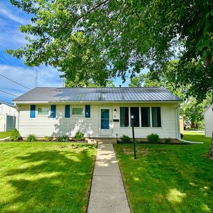 41 Broadmoor Dr