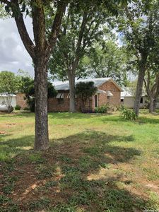 305 WALTOM AVE