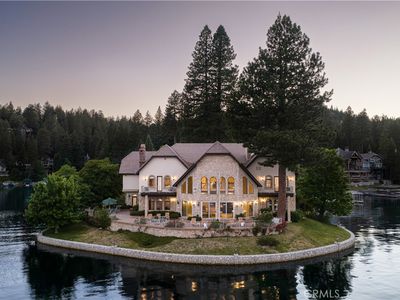 177 Shorewood Dr