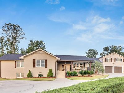 380 Forrester Dr