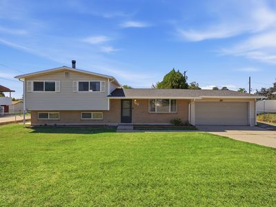 769 Hill Blvd