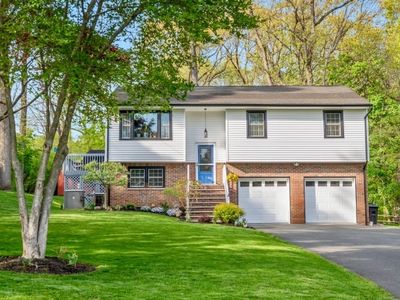 33 Lacey Ave