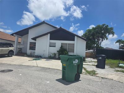 710 SW 99th Court Cir