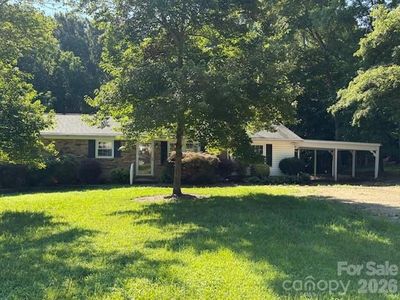 6081 Cambridge Dr