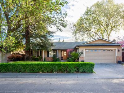 3632 W Creek Dr