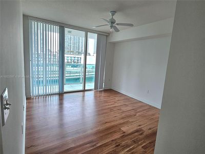 31 SE 5th St APT 811