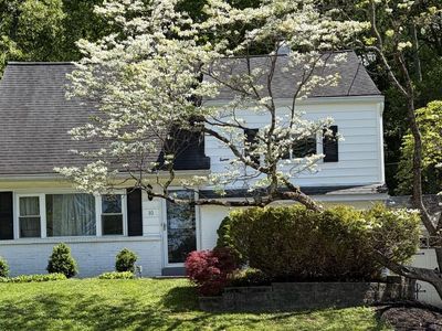 10 Jacqueline Dr