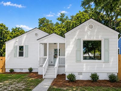 2132 Commander Rd
