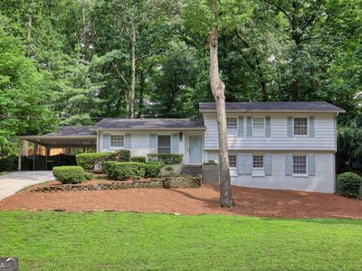 90 Bonnie Ln NE