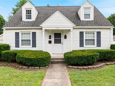 112 Peirson Ave