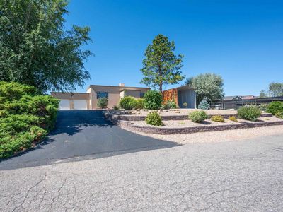 547 W Greenwood Dr