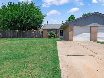 7611 NW 113th Pl