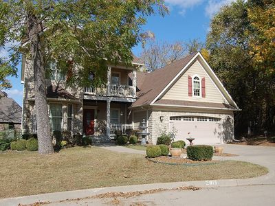 2815 Sparkling Waters Ct