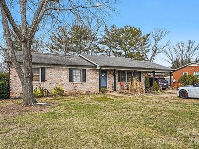 814 Charles Rd
