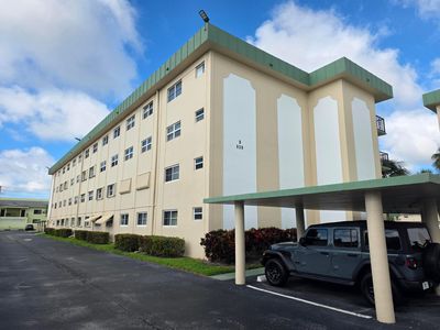 808 SE 7th Street #101