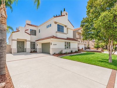 25099 Calle Entradero