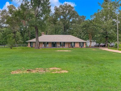 7433 Whispering Pines Dr