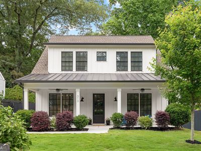 313 Sisson Ave NE