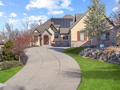 267 E Lucky Star Way