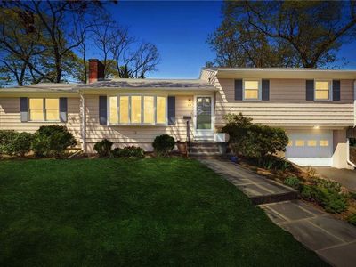 99 Terrace Dr