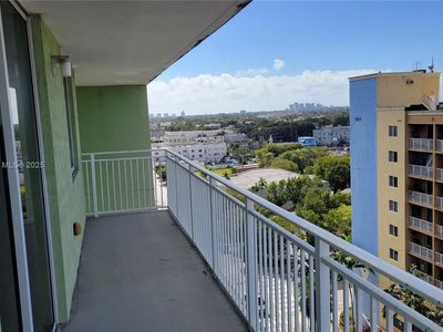 219 NW 12th Ave APT 1004