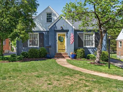 451 Julian Pl