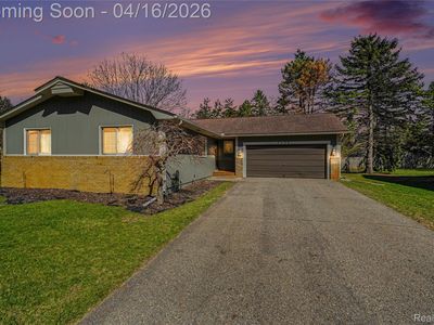 5238 Kristi Ln