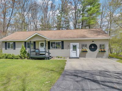125 Whitebirch Dr