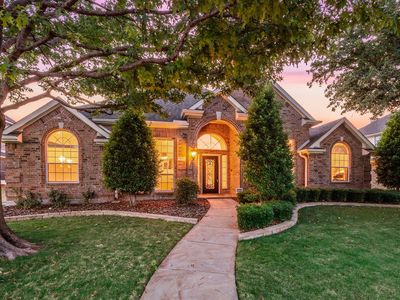 2046 Boone Cir