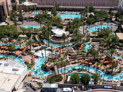 145 E Harmon Ave #1908